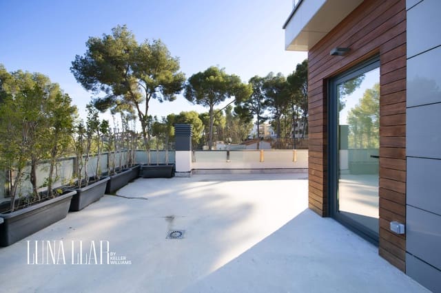 5 makuuhuone Huvila myytävänä paikassa Castelldefels mukana uima-altaan 
autotalli - 2 400 000 € (Ref: 8921637)