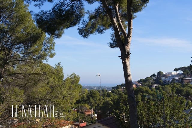 5 makuuhuone Huvila myytävänä paikassa Castelldefels mukana uima-altaan 
autotalli - 2 400 000 € (Ref: 8921637)