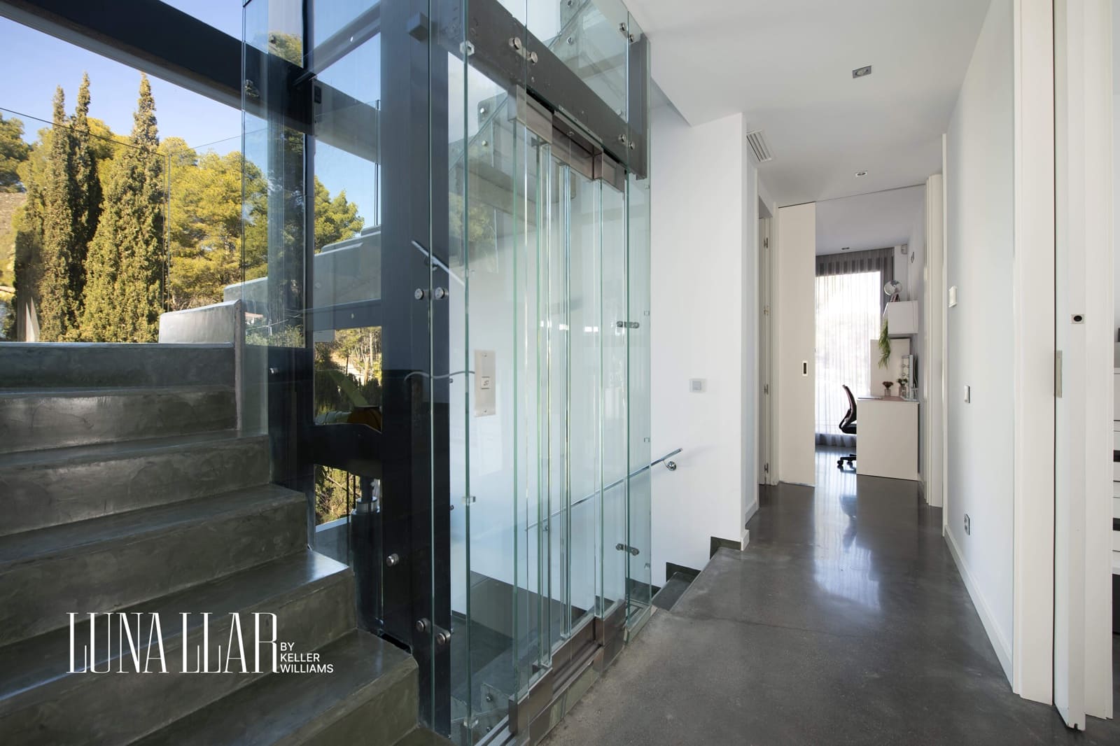 5 sypialnia Willa na sprzedaż w Castelldefels z basenem garażem - 2 400 000 € (Ref: 8921637)