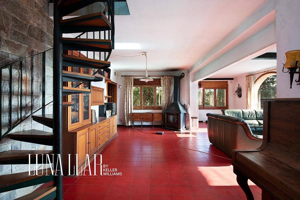 4 soverom Villa til salgs i Castelldefels med garasje - € 1 095 000 (Ref: 8921641)