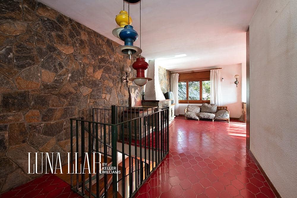 4 soverom Villa til salgs i Castelldefels med garasje - € 1 095 000 (Ref: 8921641)