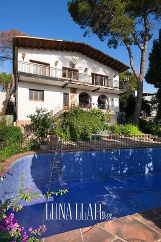 4 bedroom Villa for sale in Castelldefels with garage - € 1,095,000 (Ref: 8921641)