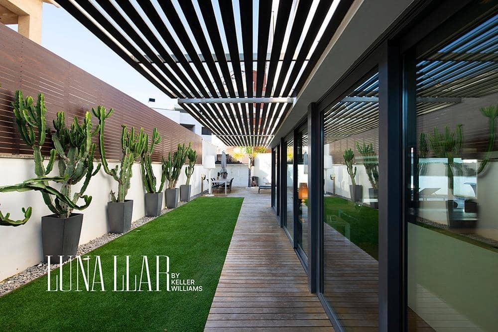 4 soveværelse Villa til salg i Castelldefels med swimmingpool - € 1.395.000 (Ref: 8921649)