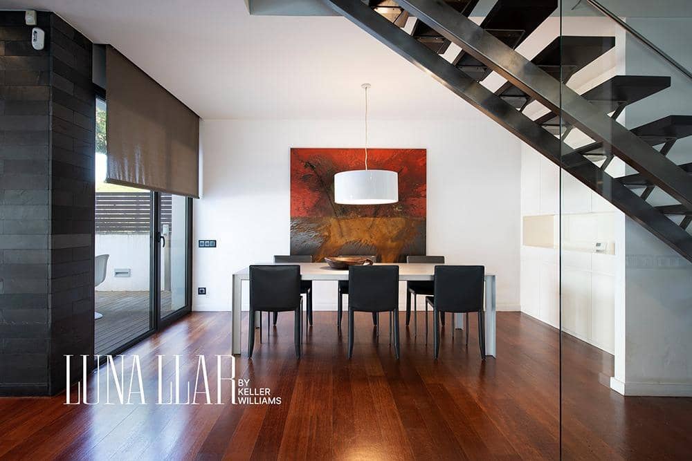 4 soveværelse Villa til salg i Castelldefels med swimmingpool - € 1.395.000 (Ref: 8921649)