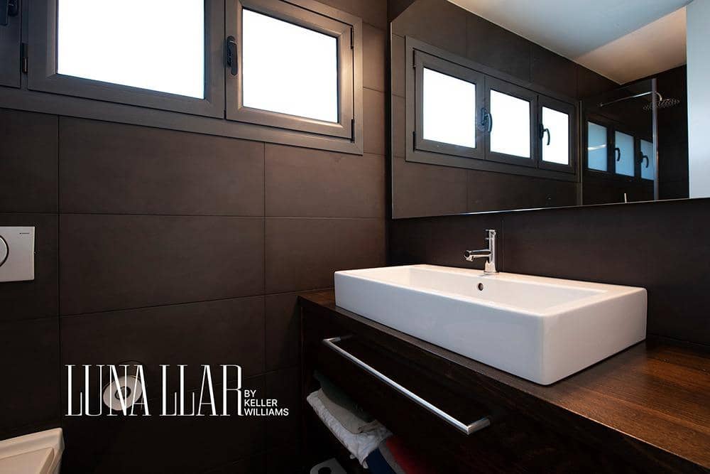 4 soveværelse Villa til salg i Castelldefels med swimmingpool - € 1.395.000 (Ref: 8921649)