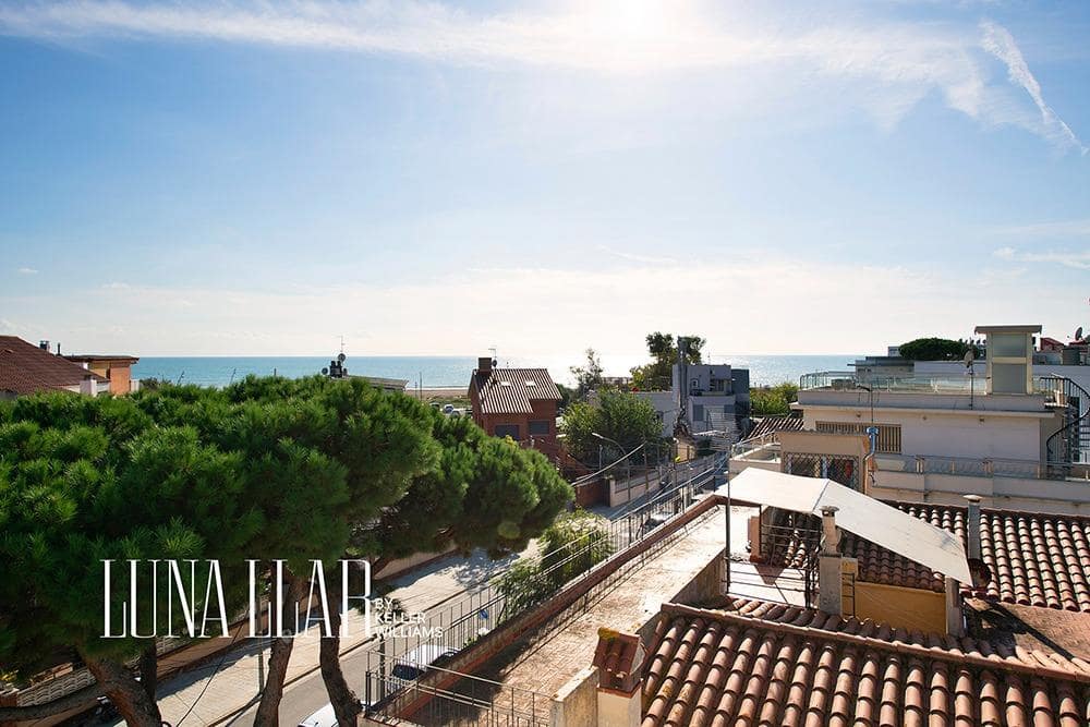 4 soveværelse Villa til salg i Castelldefels med swimmingpool - € 1.395.000 (Ref: 8921649)