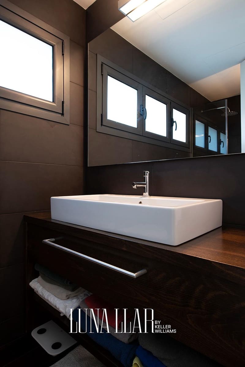 4 soveværelse Villa til salg i Castelldefels med swimmingpool - € 1.395.000 (Ref: 8921649)