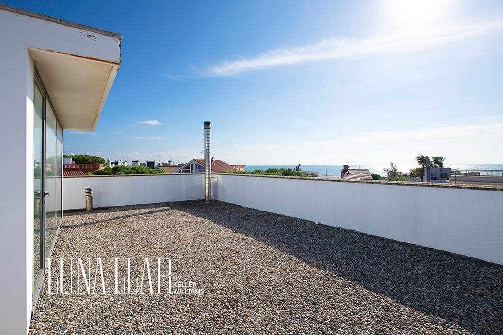 4 soveværelse Villa til salg i Castelldefels med swimmingpool - € 1.395.000 (Ref: 8921649)