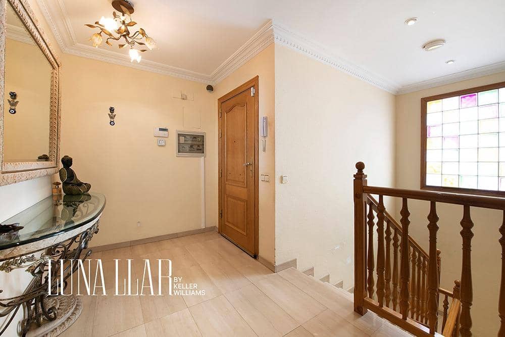 5 soveværelse Villa til salg i Castelldefels med swimmingpool garage - € 1.295.000 (Ref: 8954282)