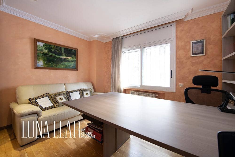 5 soveværelse Villa til salg i Castelldefels med swimmingpool garage - € 1.295.000 (Ref: 8954282)