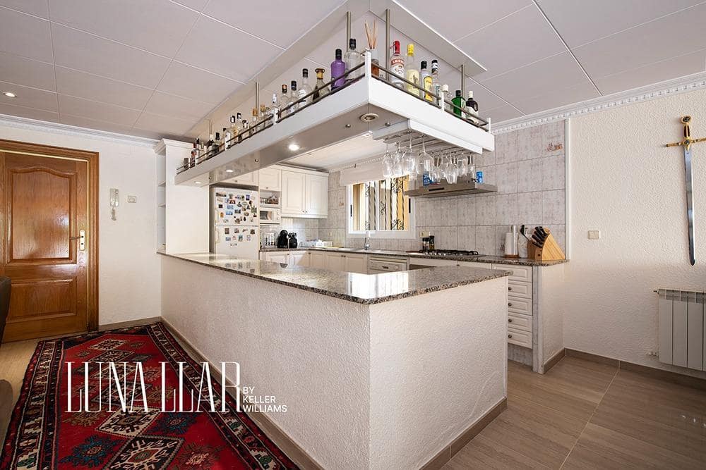 5 soveværelse Villa til salg i Castelldefels med swimmingpool garage - € 1.295.000 (Ref: 8954282)