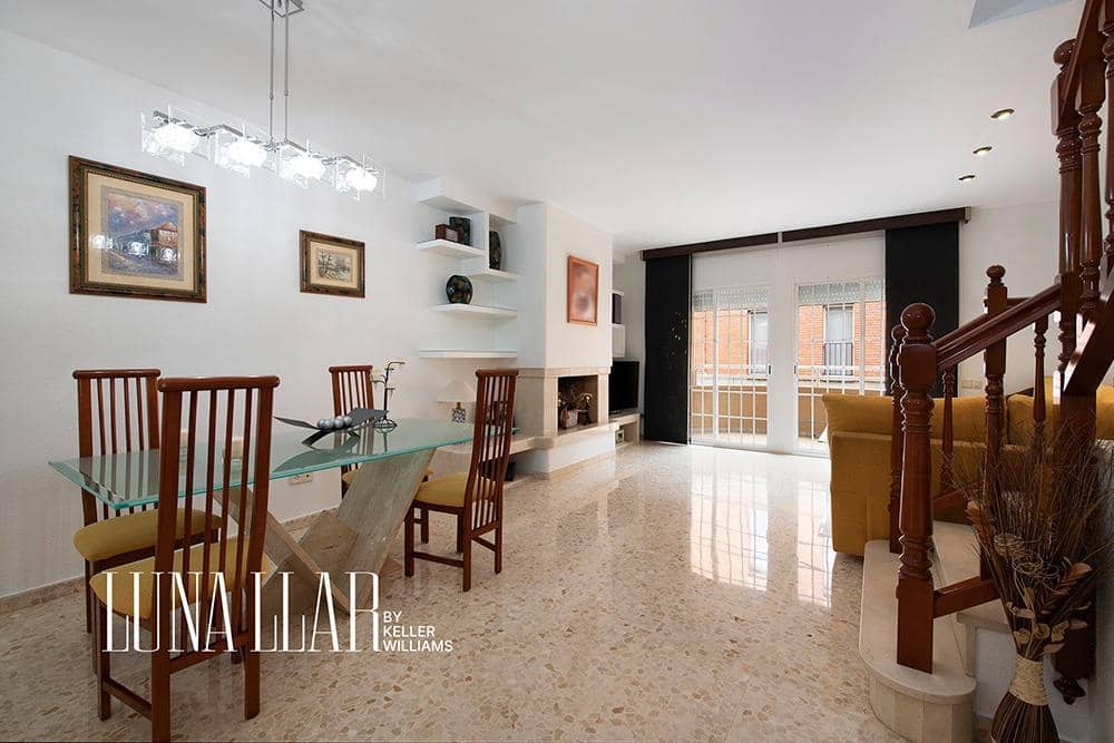 3 bedroom Townhouse for sale in Gava with garage - € 850,000 (Ref: 8982427)