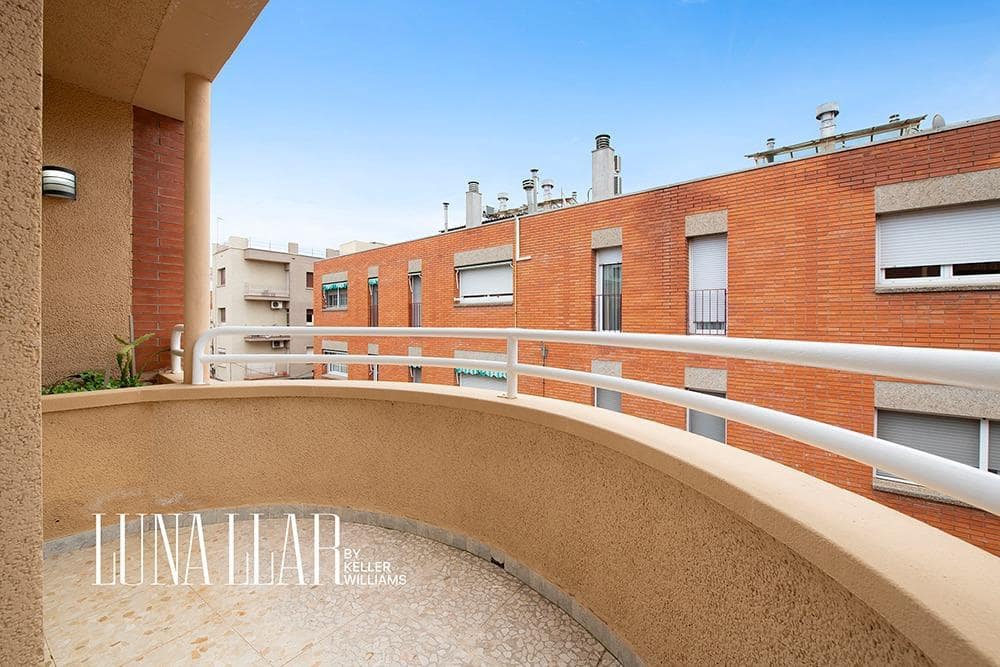 3 bedroom Townhouse for sale in Gava with garage - € 850,000 (Ref: 8982427)