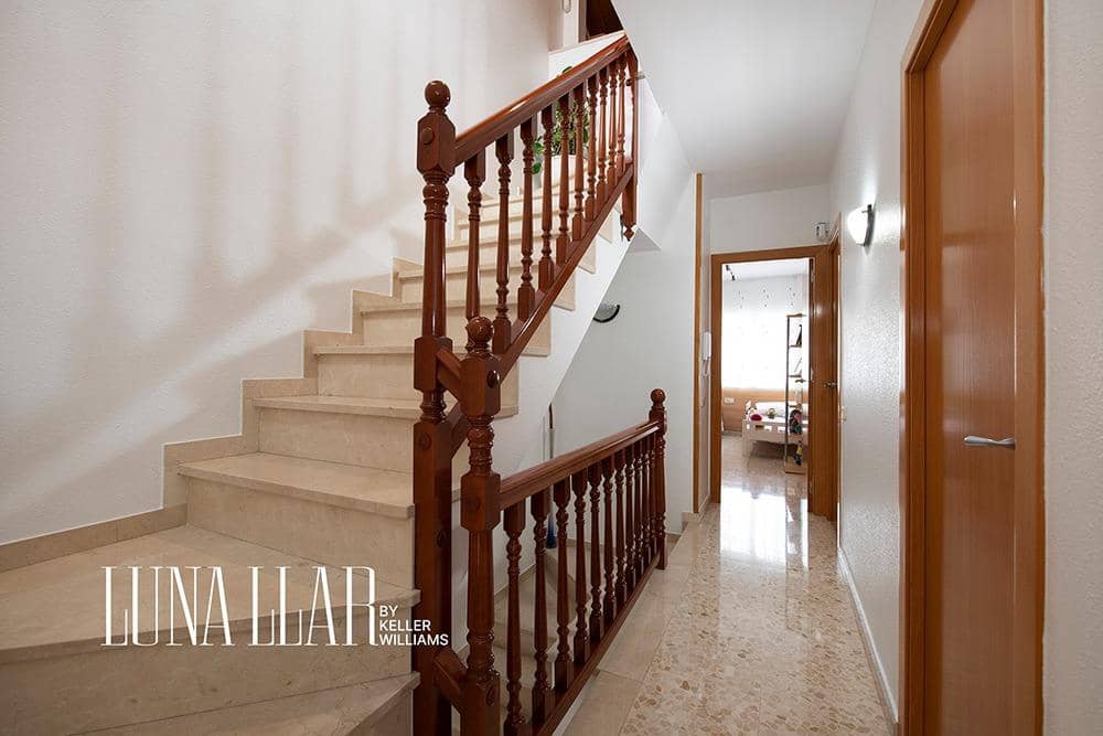 3 bedroom Townhouse for sale in Gava with garage - € 850,000 (Ref: 8982427)