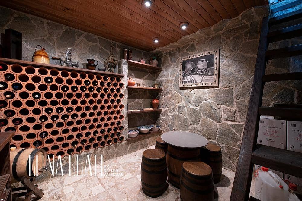 3 bedroom Townhouse for sale in Gava with garage - € 850,000 (Ref: 8982427)