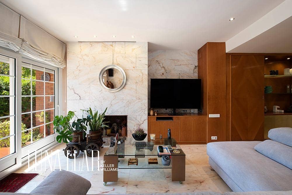 5 soveværelse Semi-Rækkehus til salg i Sant Just Desvern med swimmingpool - € 1.290.000 (Ref: 8986038)