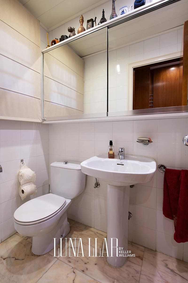 5 soveværelse Semi-Rækkehus til salg i Sant Just Desvern med swimmingpool - € 1.290.000 (Ref: 8986038)