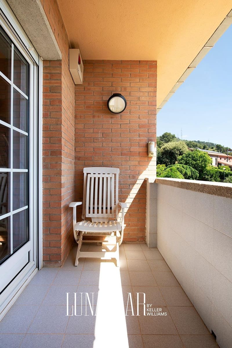 5 soveværelse Semi-Rækkehus til salg i Sant Just Desvern med swimmingpool - € 1.290.000 (Ref: 8986038)