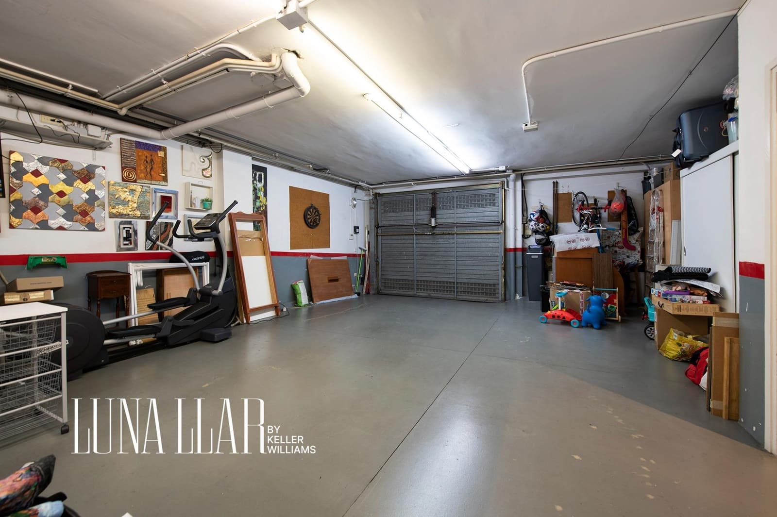 5 soveværelse Semi-Rækkehus til salg i Sant Just Desvern med swimmingpool - € 1.290.000 (Ref: 8986038)