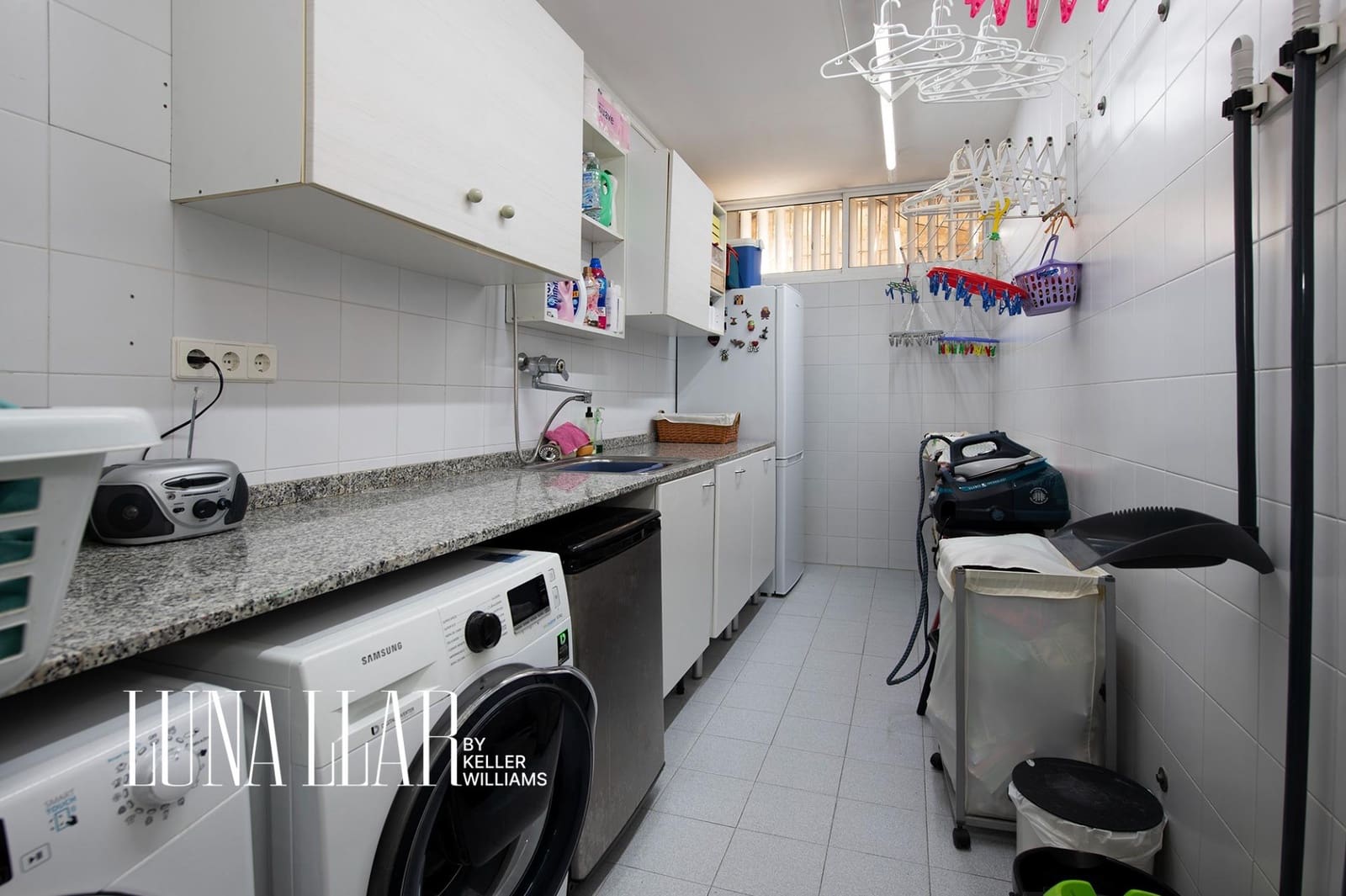 5 soveværelse Semi-Rækkehus til salg i Sant Just Desvern med swimmingpool - € 1.290.000 (Ref: 8986038)