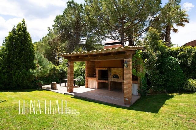 5 quarto Moradia para venda em Begues com piscina - 995 000 € (Ref: 9003059)