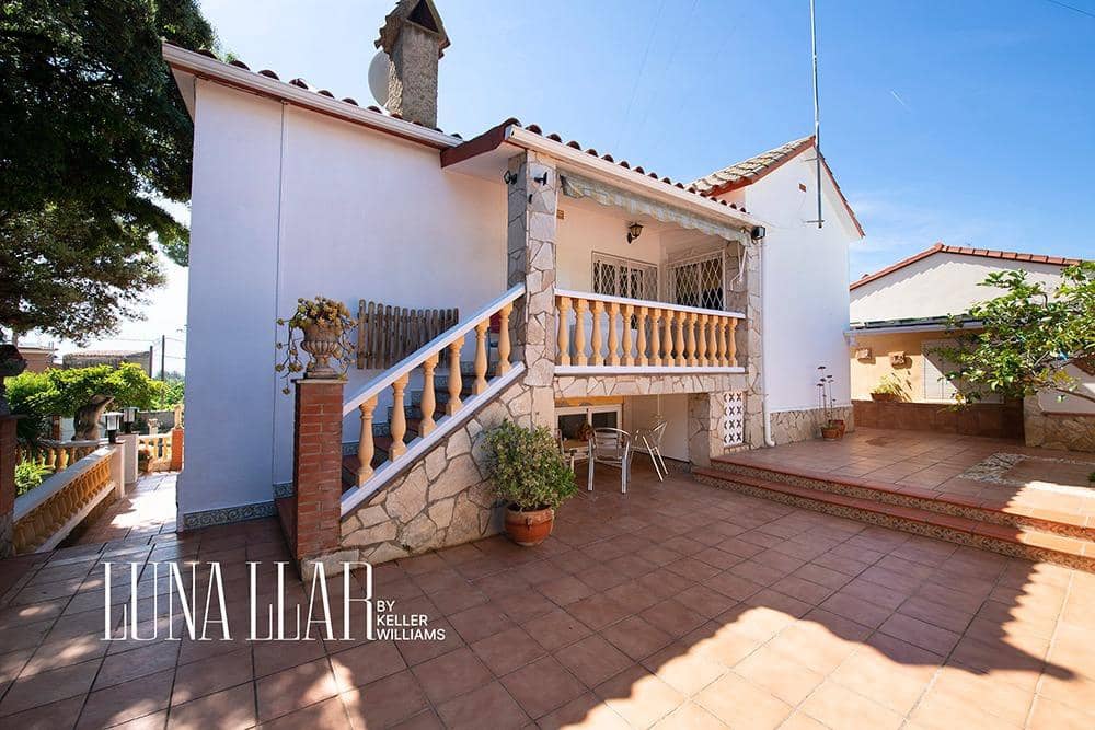 5 soveværelse Villa til salg i Gava - € 860.000 (Ref: 9026902)