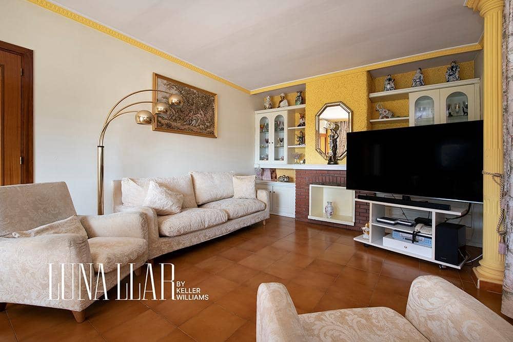 5 soveværelse Villa til salg i Gava - € 860.000 (Ref: 9026902)