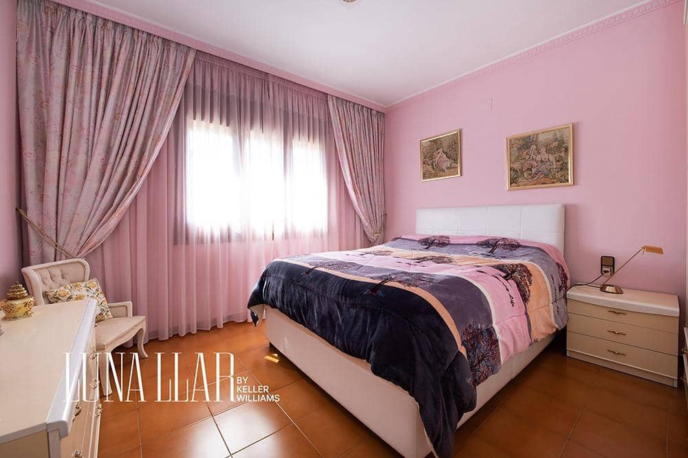 5 soveværelse Villa til salg i Gava - € 860.000 (Ref: 9026902)