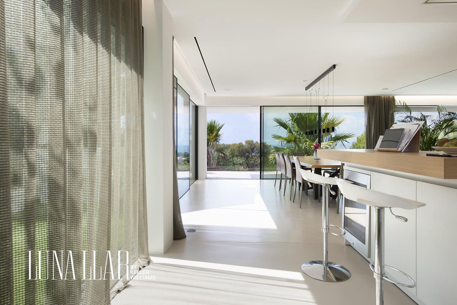 6 soveværelse Villa til salg i Castelldefels med swimmingpool - € 3.600.000 (Ref: 9029616)