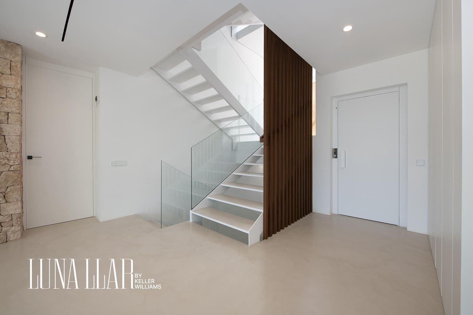 6 soveværelse Villa til salg i Castelldefels med swimmingpool - € 3.600.000 (Ref: 9029616)