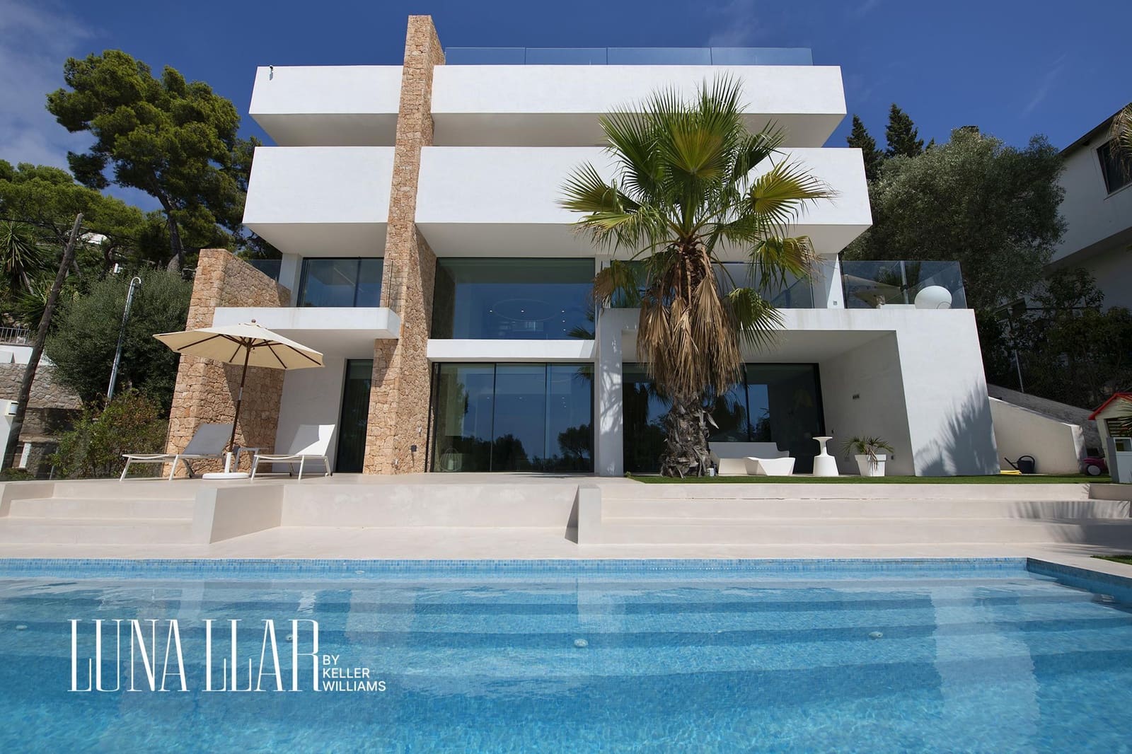 6 soveværelse Villa til salg i Castelldefels med swimmingpool - € 3.600.000 (Ref: 9029616)