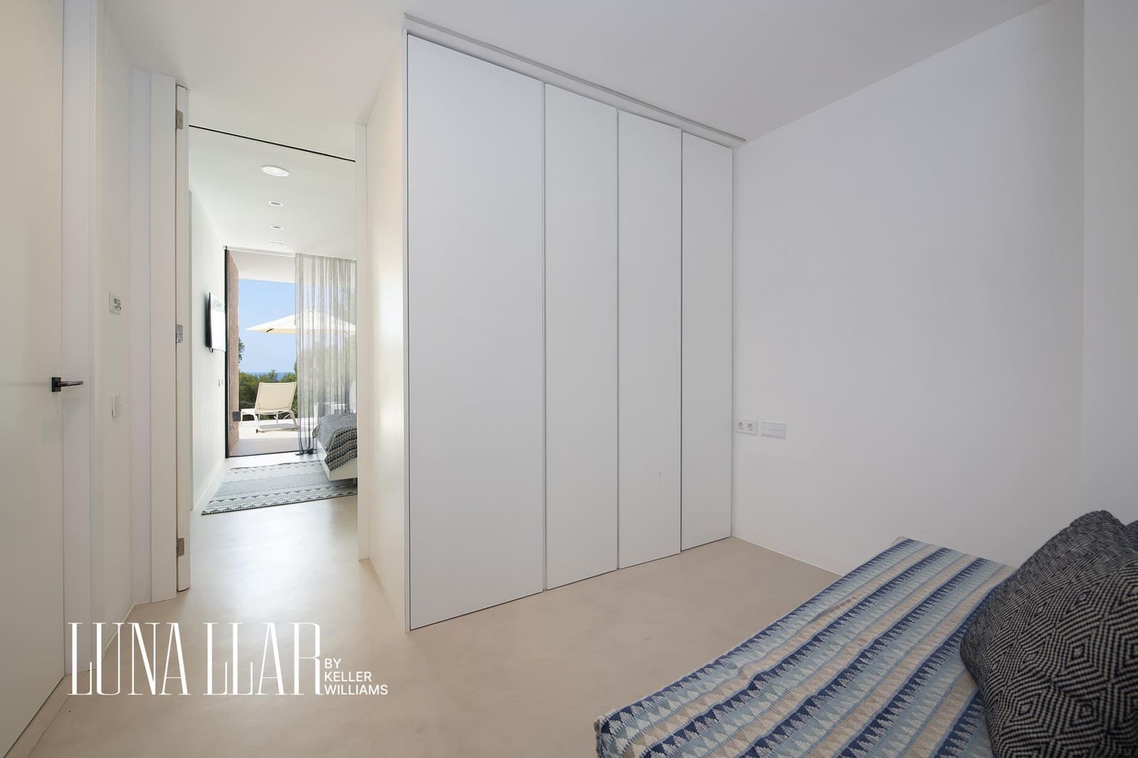 6 soveværelse Villa til salg i Castelldefels med swimmingpool - € 3.600.000 (Ref: 9029616)