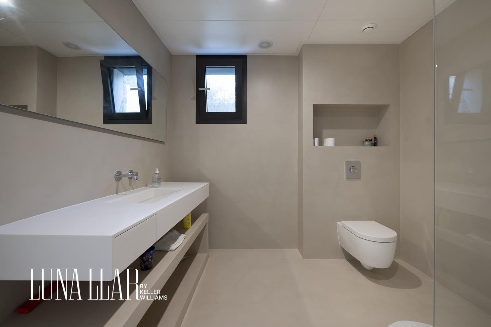 6 soveværelse Villa til salg i Castelldefels med swimmingpool - € 3.600.000 (Ref: 9029616)