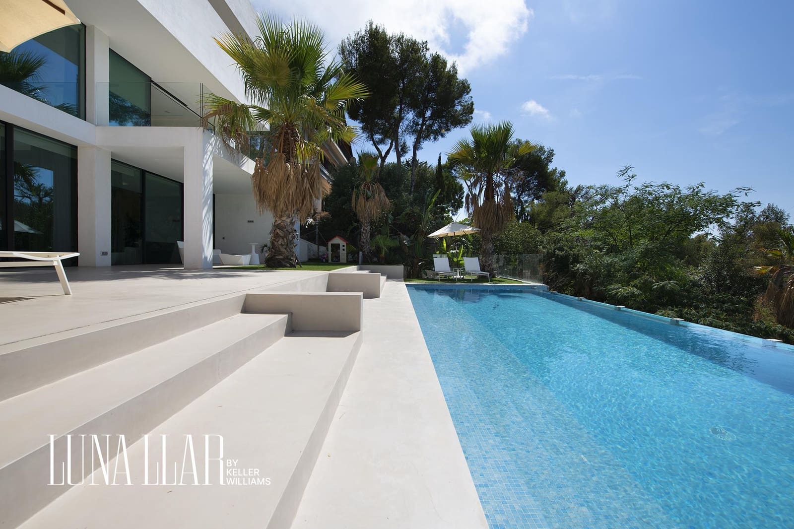 6 soveværelse Villa til salg i Castelldefels med swimmingpool - € 3.600.000 (Ref: 9029616)