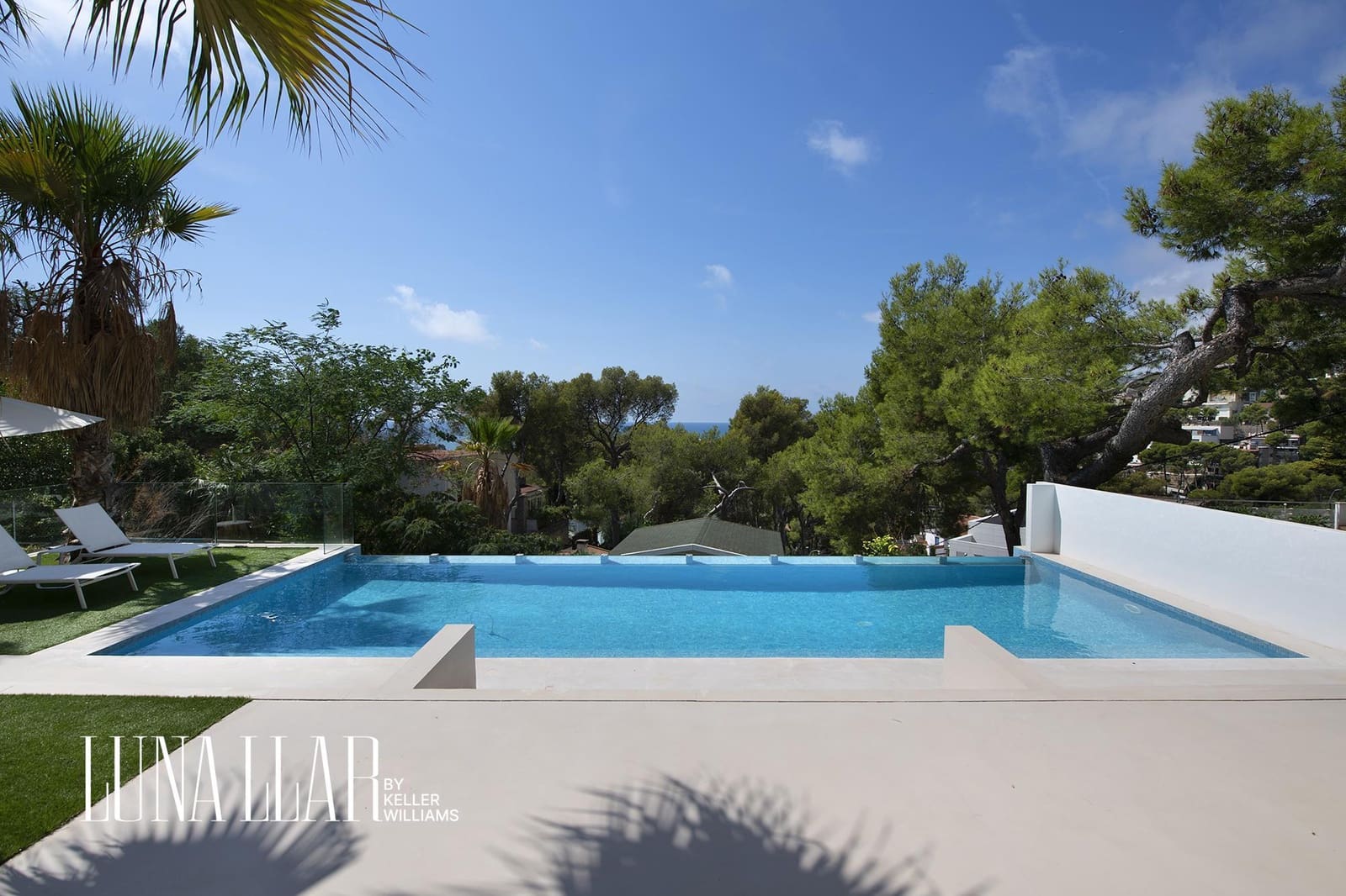 6 soveværelse Villa til salg i Castelldefels med swimmingpool - € 3.600.000 (Ref: 9029616)