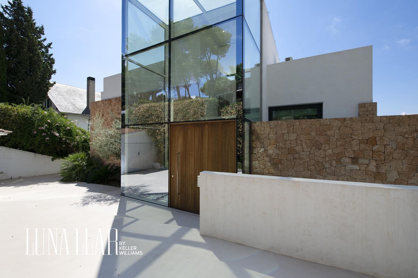 6 soveværelse Villa til salg i Castelldefels med swimmingpool - € 3.600.000 (Ref: 9029616)