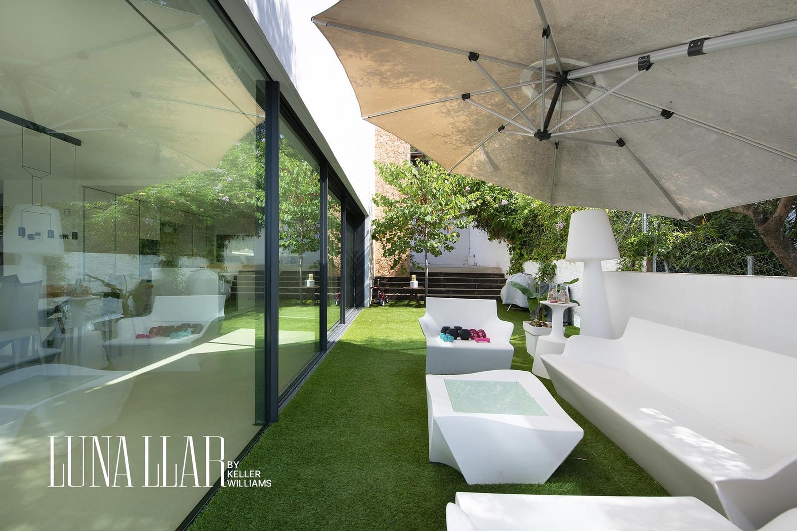 6 soveværelse Villa til salg i Castelldefels med swimmingpool - € 3.600.000 (Ref: 9029616)