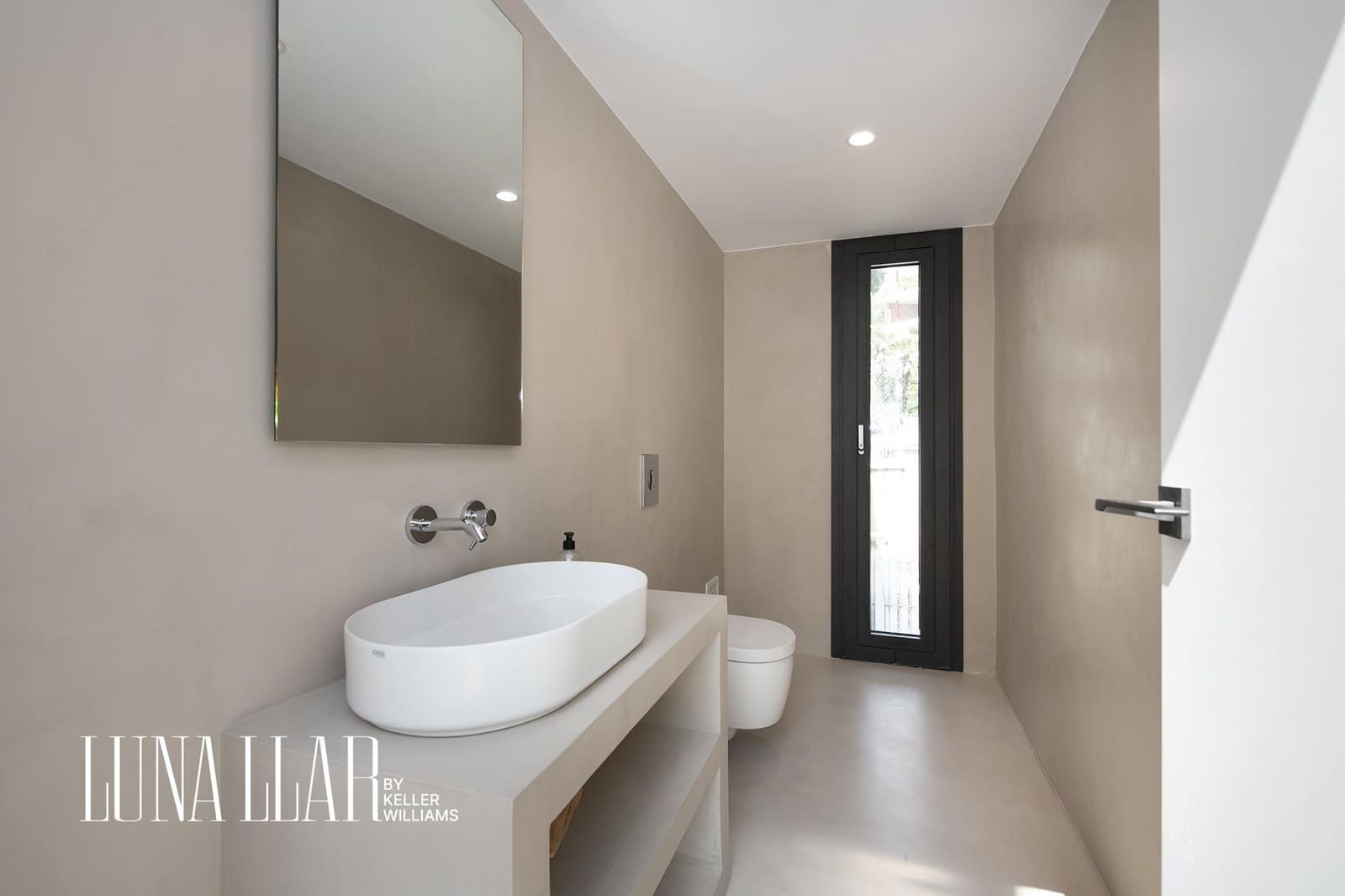 6 soveværelse Villa til salg i Castelldefels med swimmingpool - € 3.600.000 (Ref: 9029616)