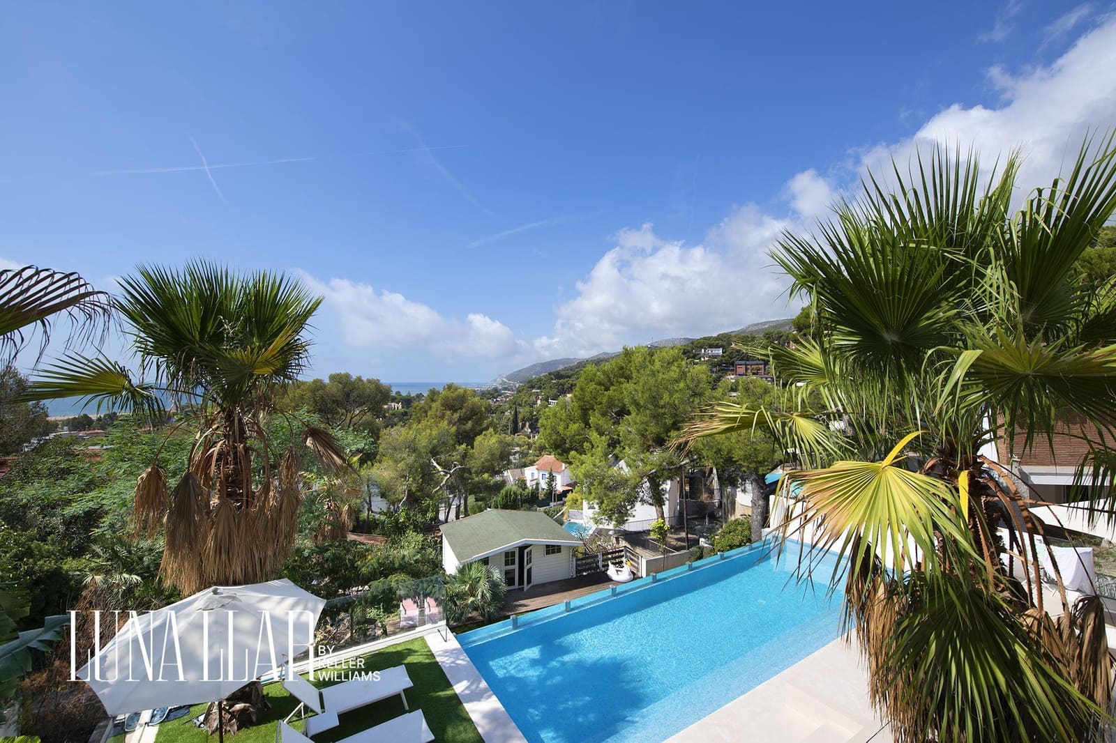 6 soveværelse Villa til salg i Castelldefels med swimmingpool - € 3.600.000 (Ref: 9029616)