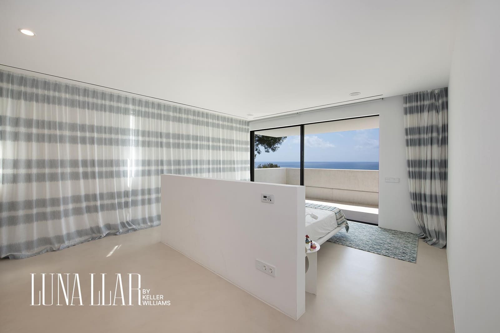 6 soveværelse Villa til salg i Castelldefels med swimmingpool - € 3.600.000 (Ref: 9029616)