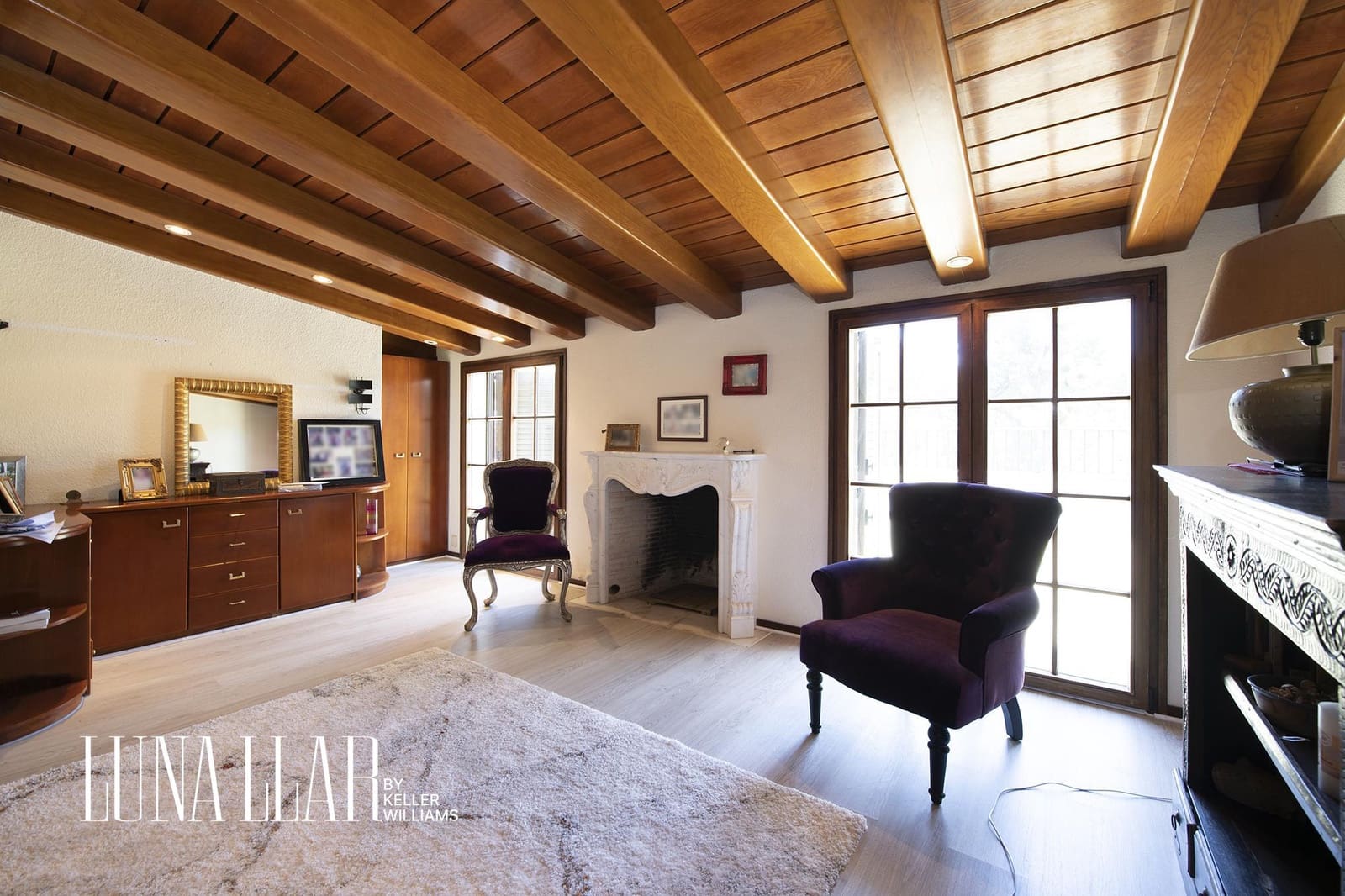 6 bedroom Villa for sale in Castelldefels with pool - € 2,199,000 (Ref: 9051102)