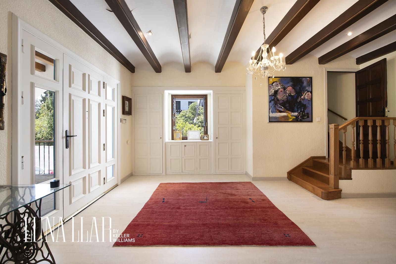 6 bedroom Villa for sale in Castelldefels with pool - € 2,199,000 (Ref: 9051102)