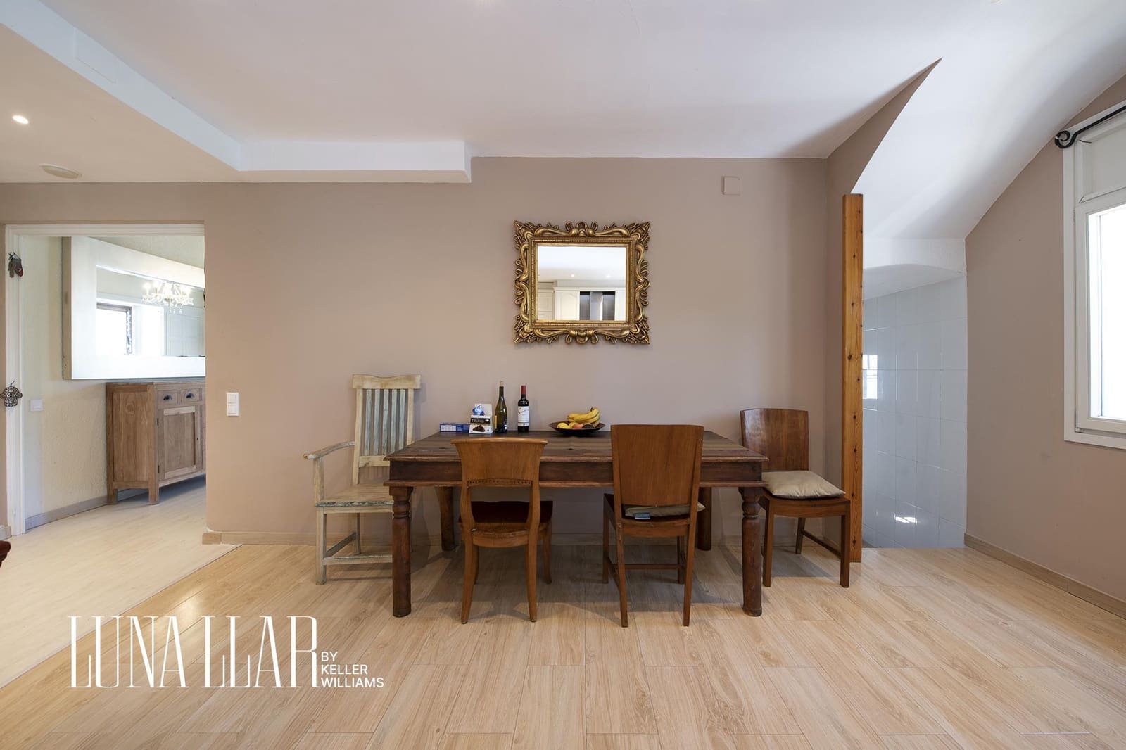 6 bedroom Villa for sale in Castelldefels with pool - € 2,199,000 (Ref: 9051102)