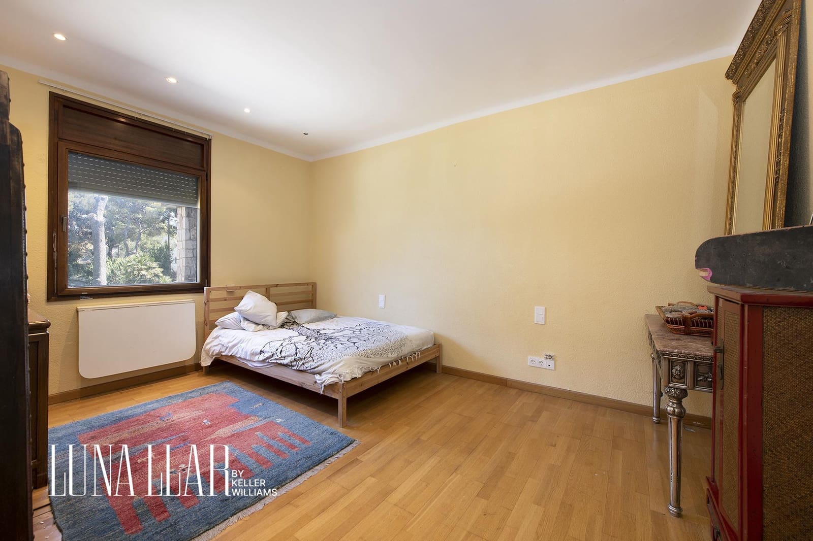 6 bedroom Villa for sale in Castelldefels with pool - € 2,199,000 (Ref: 9051102)