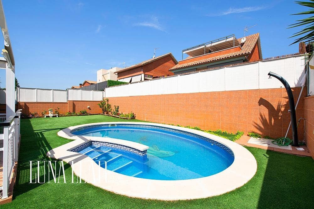 6 soveværelse Villa til salg i Viladecans med swimmingpool garage - € 990.000 (Ref: 9095320)
