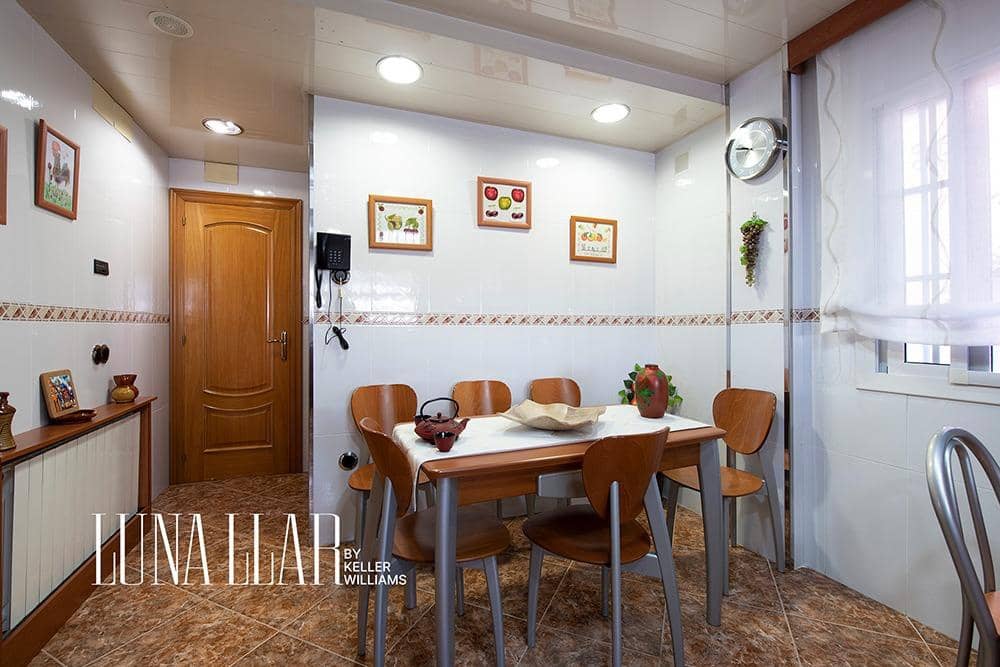 6 soveværelse Villa til salg i Viladecans med swimmingpool garage - € 990.000 (Ref: 9095320)