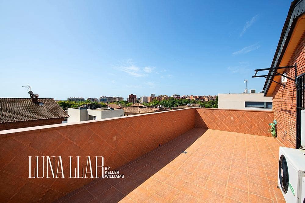 6 soveværelse Villa til salg i Viladecans med swimmingpool garage - € 990.000 (Ref: 9095320)