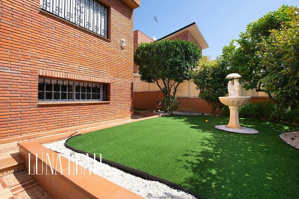 6 soveværelse Villa til salg i Viladecans med swimmingpool garage - € 990.000 (Ref: 9095320)