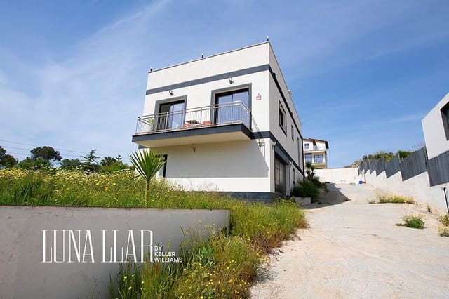 5 soveværelse Villa til salg i Sant Pere de Ribes med garage - € 495.000 (Ref: 9125146)