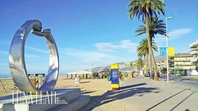 3 makuuhuone Asunto vuokrattavana paikassa Castelldefels - 2 387 € (Ref: 9137188)